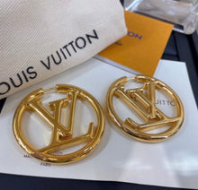 Load image into Gallery viewer, 5 cm Lv Hoops
