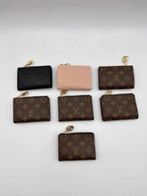 Load image into Gallery viewer, Small Wallet
