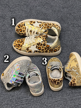 Load image into Gallery viewer, Baby &amp; Girls Star Shoes
