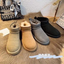 Load image into Gallery viewer, Fleece Boots
