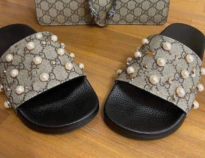 Pearl Studded Slides