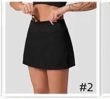 Load image into Gallery viewer, Size 4 Black Athletic Skort
