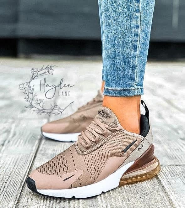 Nude Sneakers