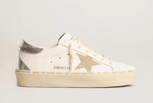 Load image into Gallery viewer, Hi Star Lizard Skin Sneaks
