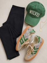 Load image into Gallery viewer, Poise Gold 70 Sneakers
