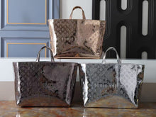 Load image into Gallery viewer, Metallic Shopper Tote MM
