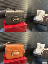 Load image into Gallery viewer, Horsebit Shoulder Bag- Pre-order

