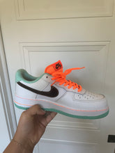 Load image into Gallery viewer, Size 8.5 Orange and Teal
