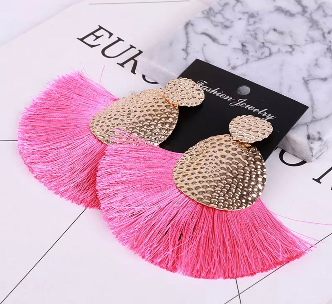 Statement Fringe Pink