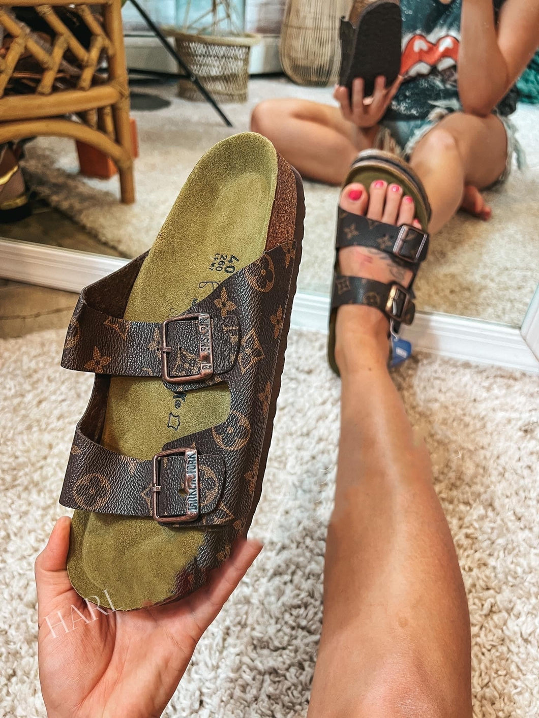 LVB Sandals